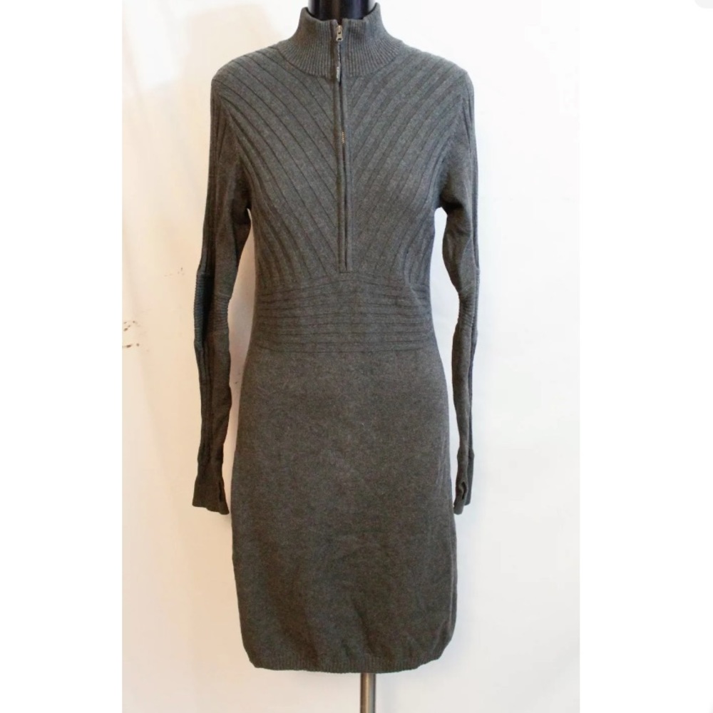 Gray Athleta ribbed sweater dress